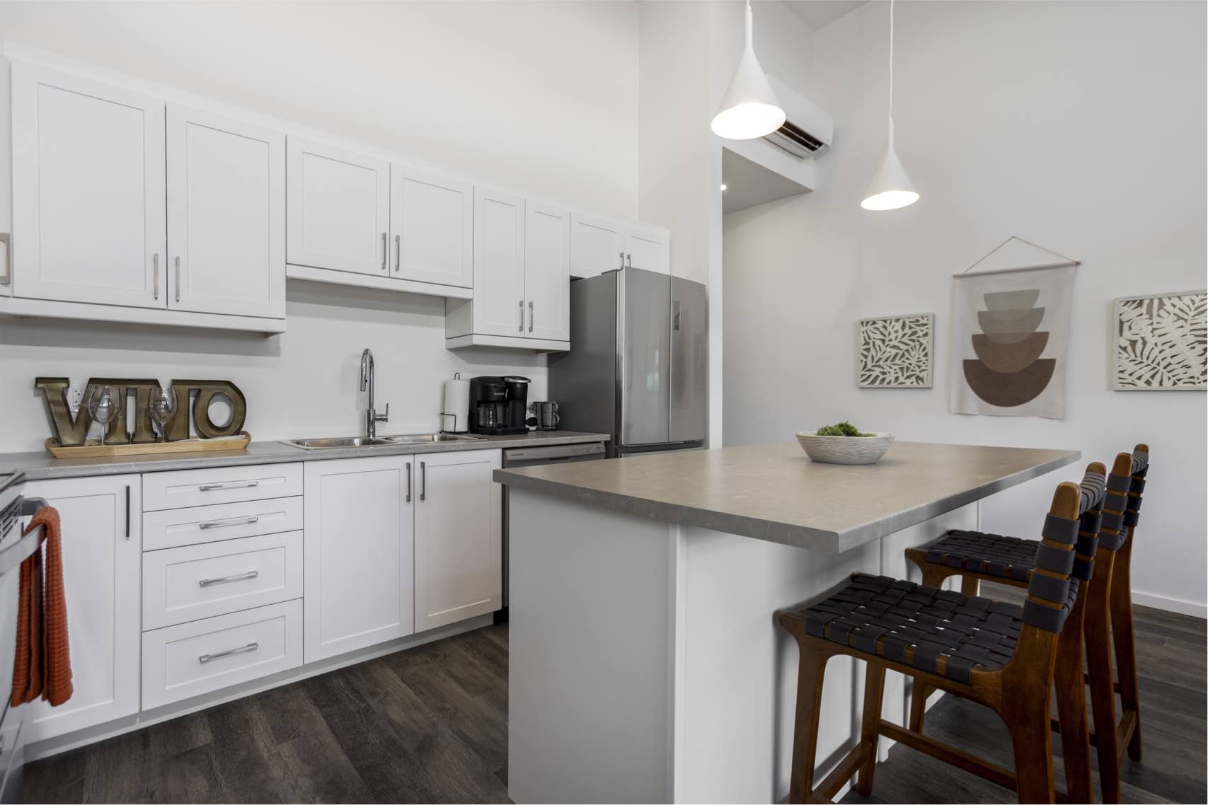 Wellings Bungalow Townhomes Kichen